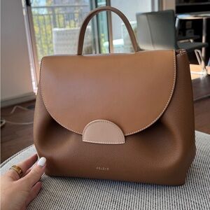 Polene Numéro un leather crossbody bag. Never worn
Brown, Leather